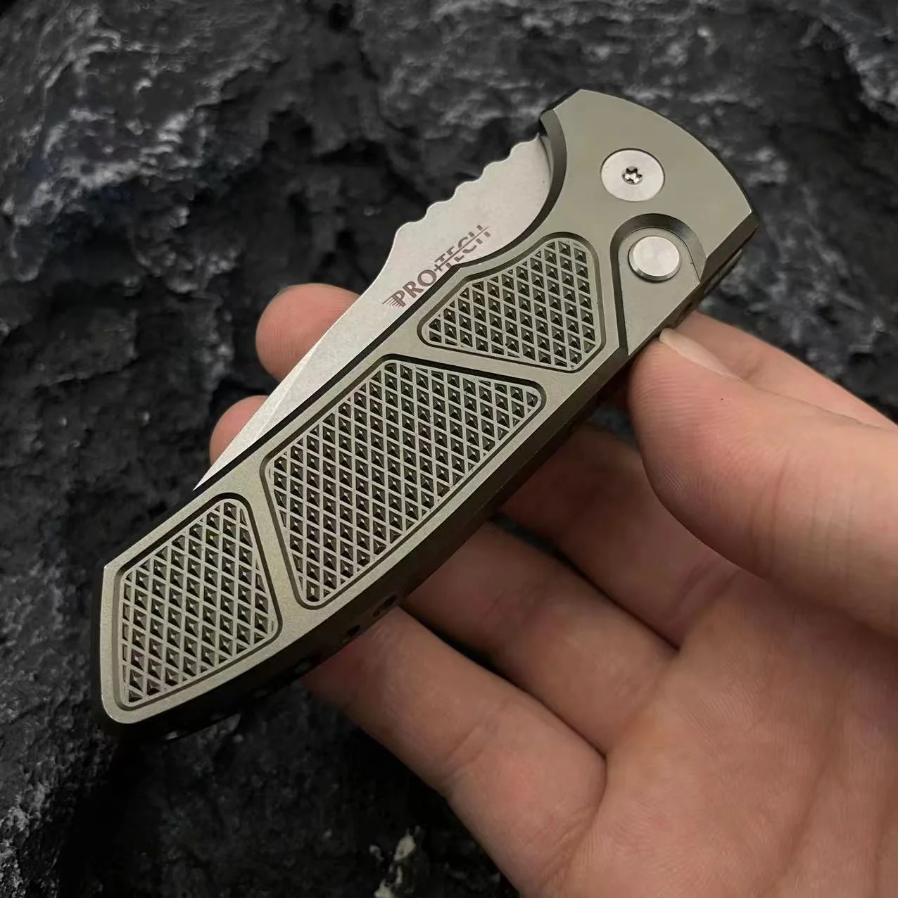 CHUCK - S35-VN FOLDING EDC - Image 4